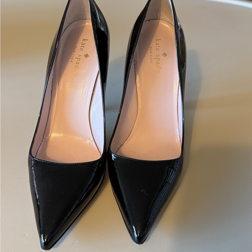 Kate Spade Licorice Black Patent leather pumps, black, size 8,5 M, like new